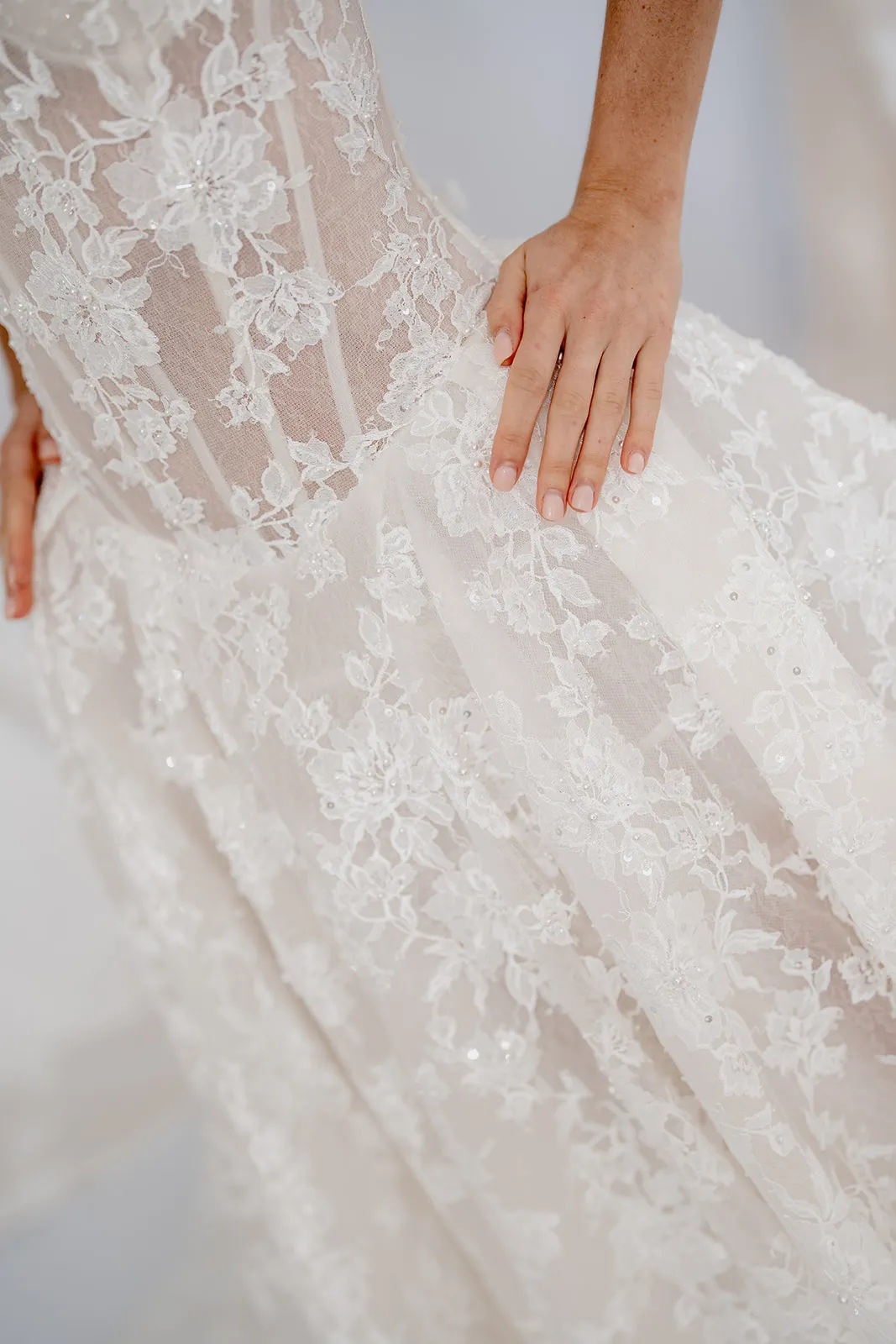 Elara champagne lace wedding dress with an elongated corset, thumbnail 9