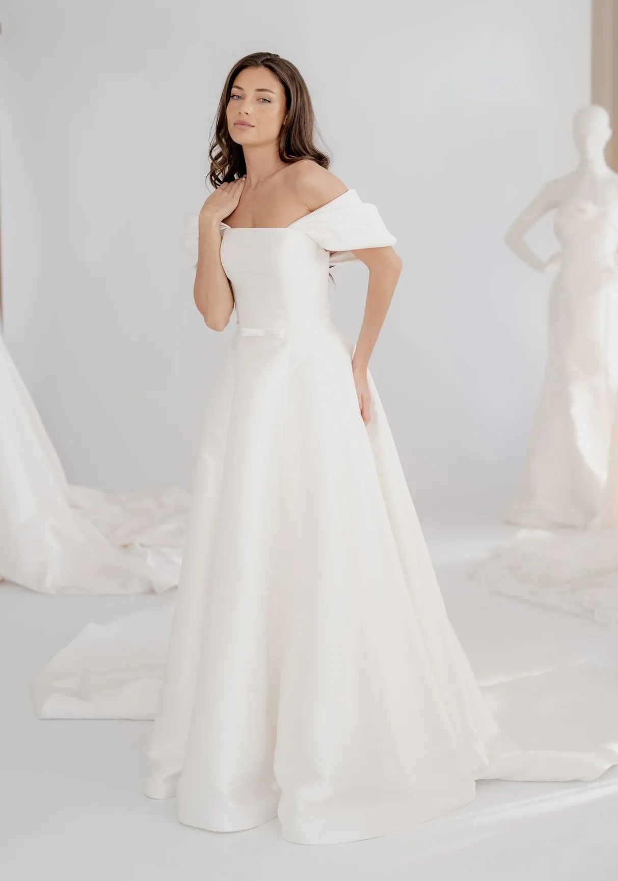 Vienna structured Mikado A-line wedding dress, thumbnail 5